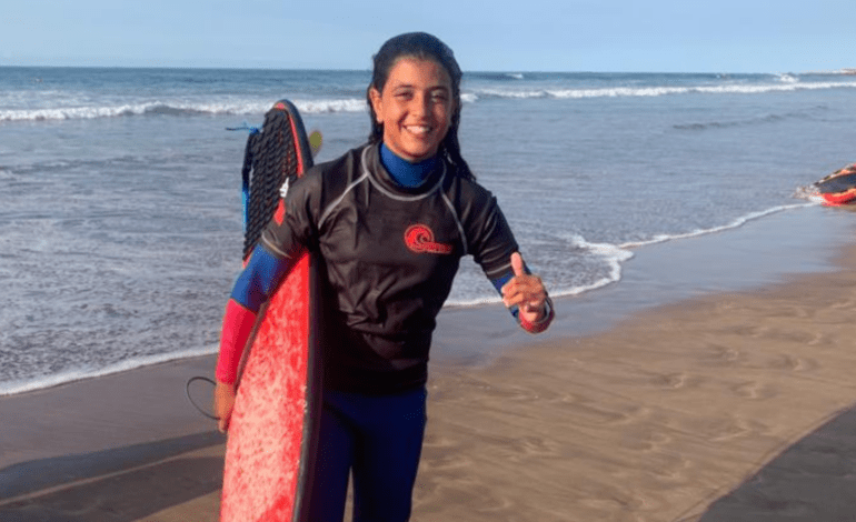  Ranya Squalli : la triple championne marocaine de surf