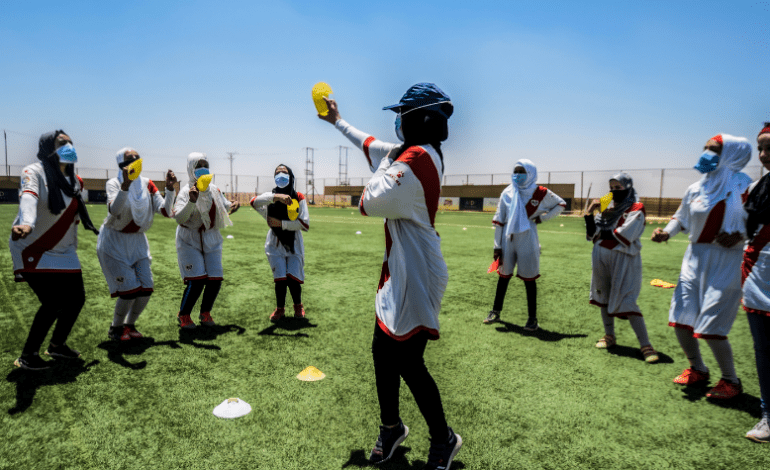  الرياضة ملجأ فتيات مخيم الزعتري