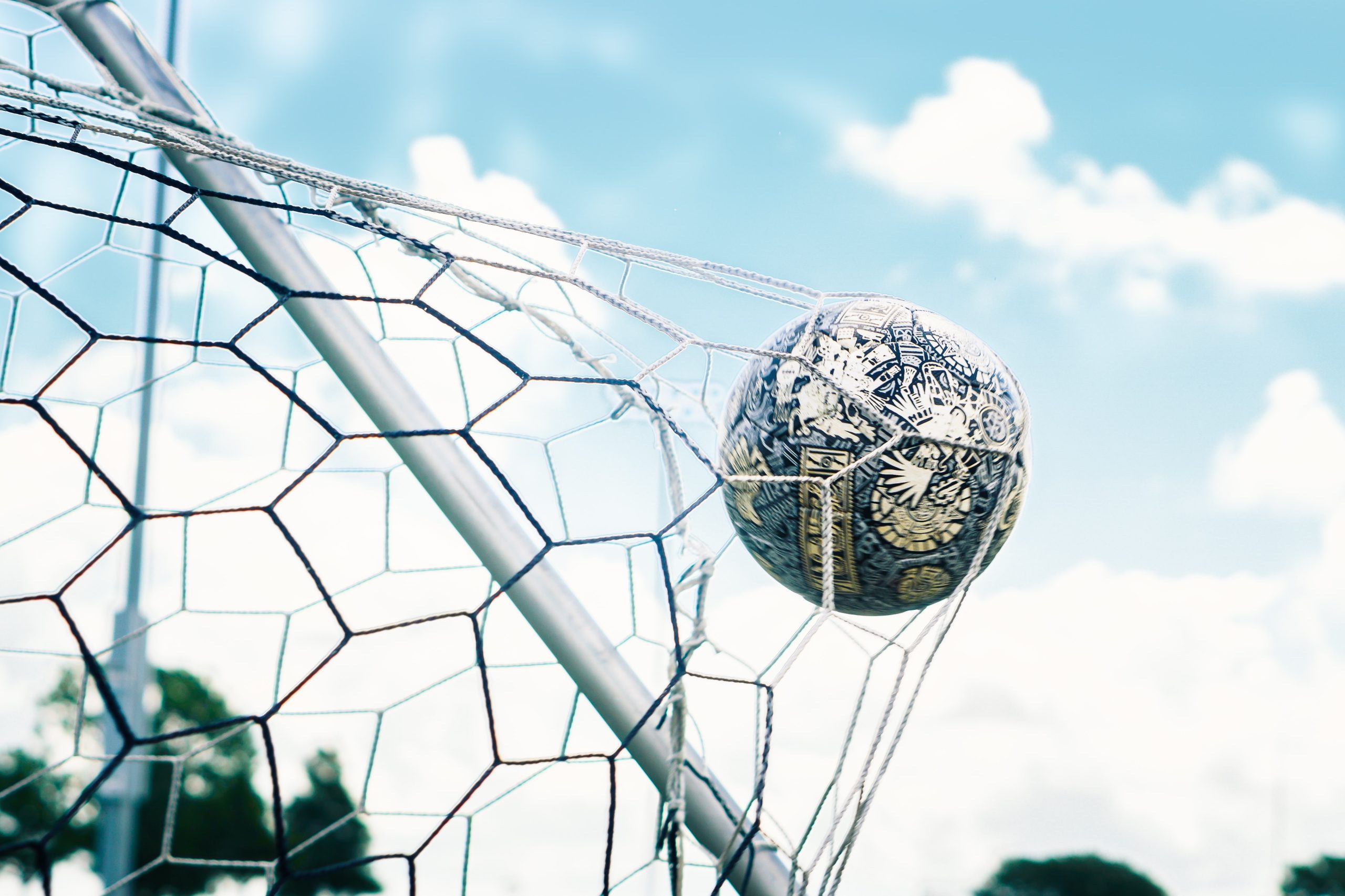 كرة القدم: تدريب للاعبات والمدربات العراقيات بالعاصمة باريس